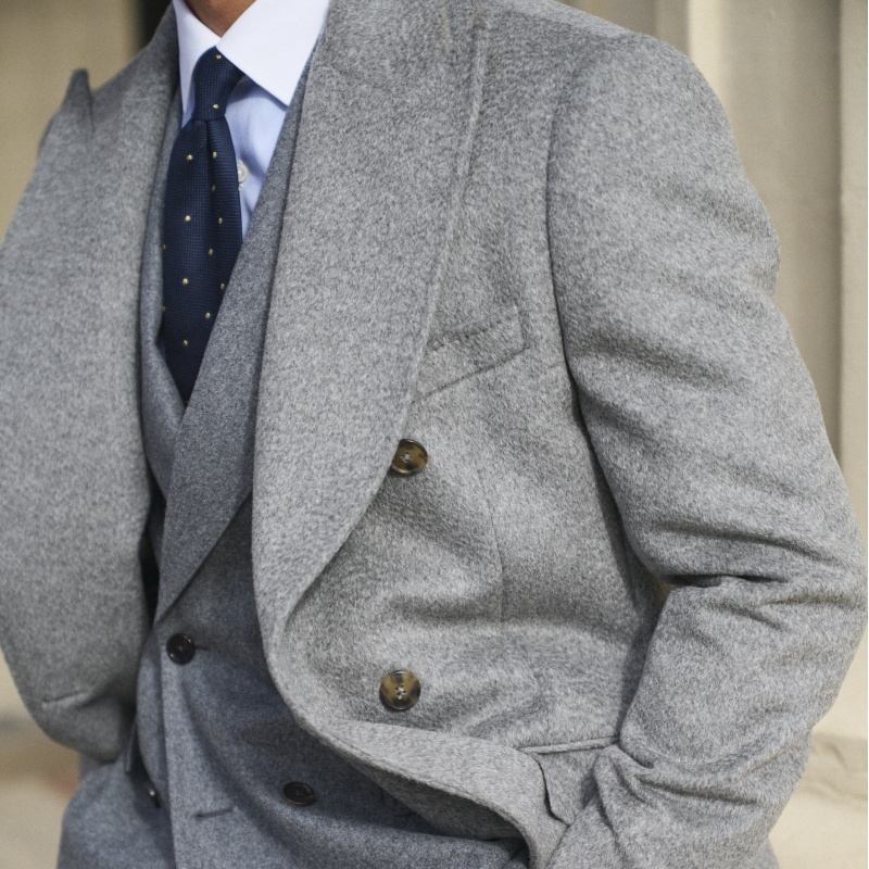 Manteau croisé gris en poil de chameau