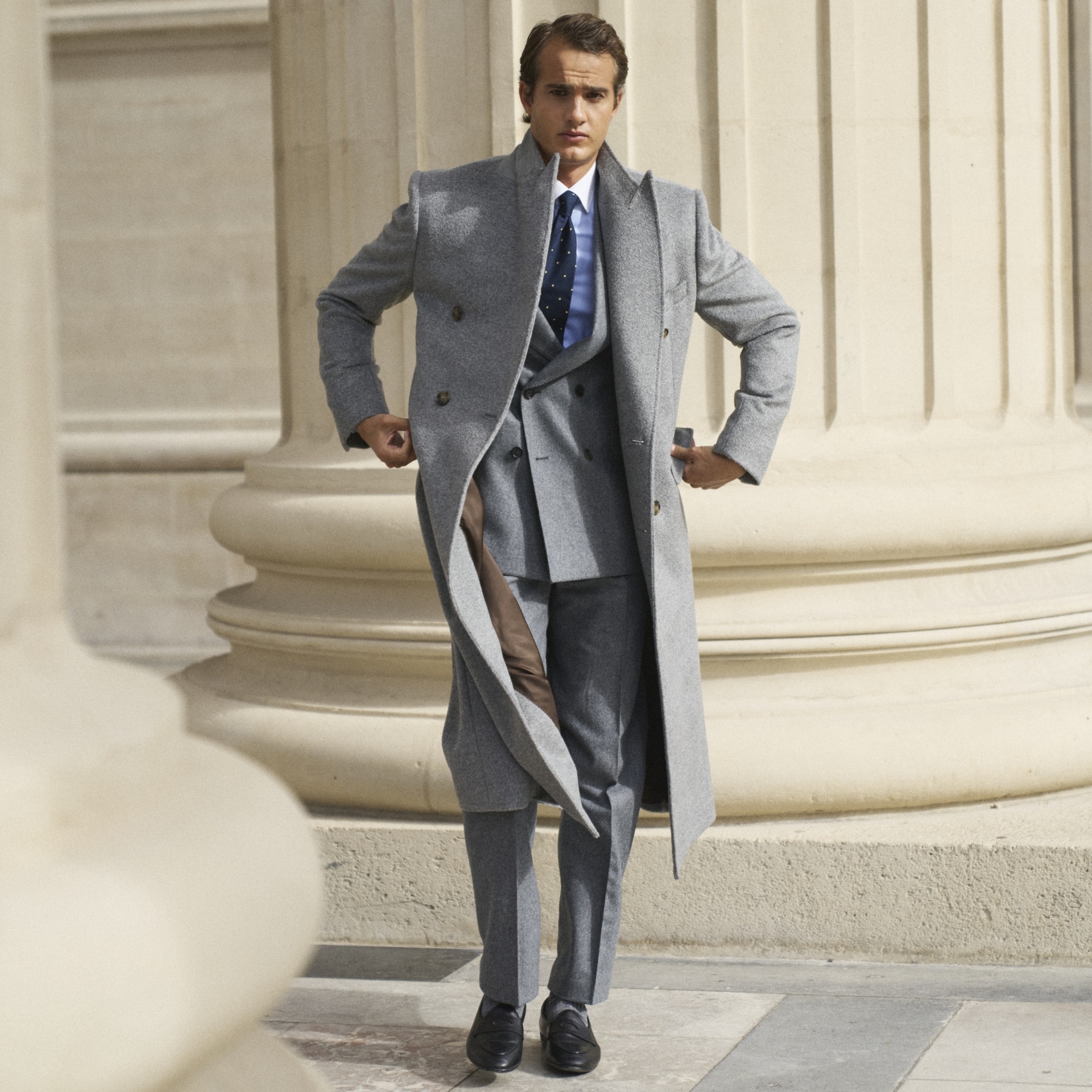 Manteau croisé gris en poil de chameau