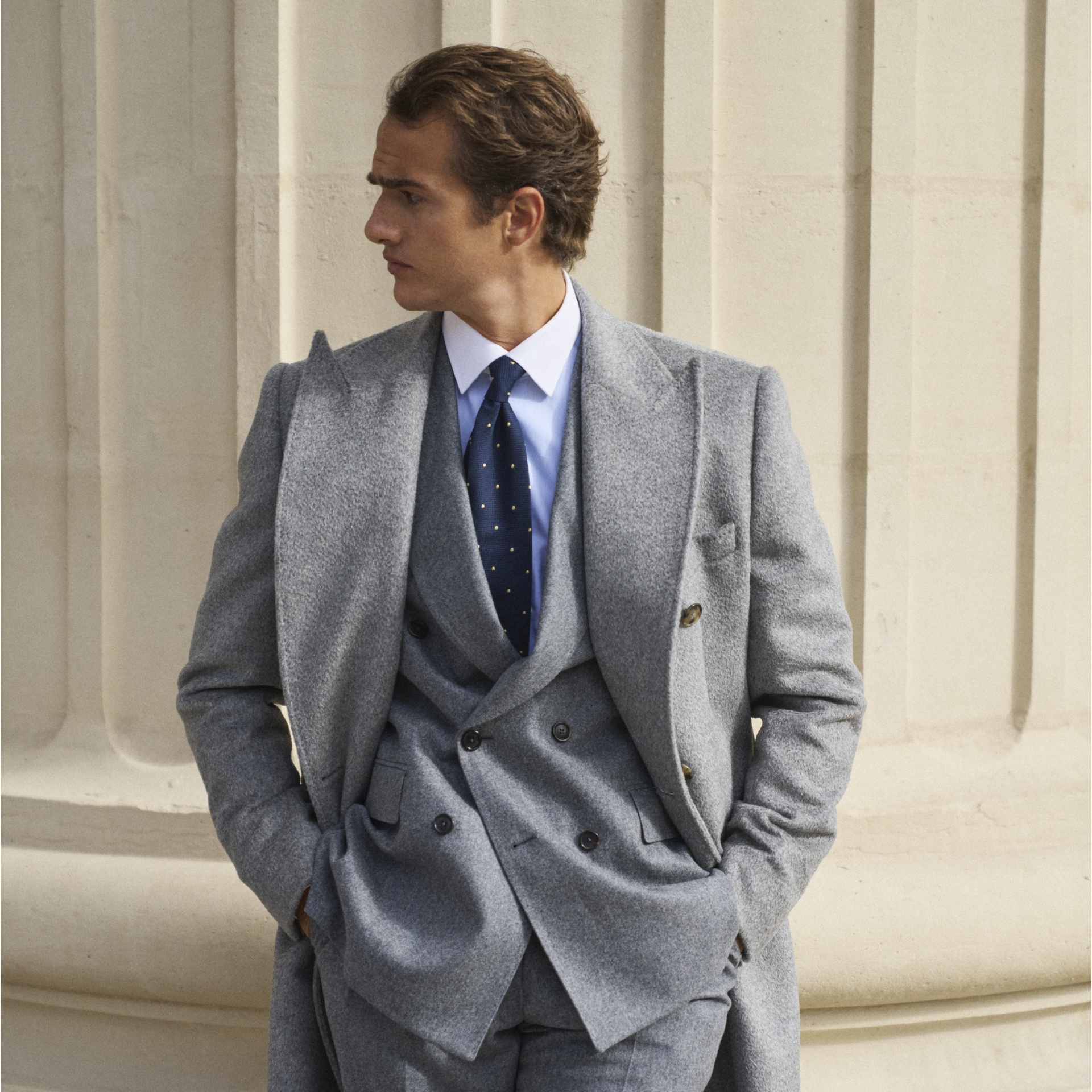 Manteau croisé gris en poil de chameau