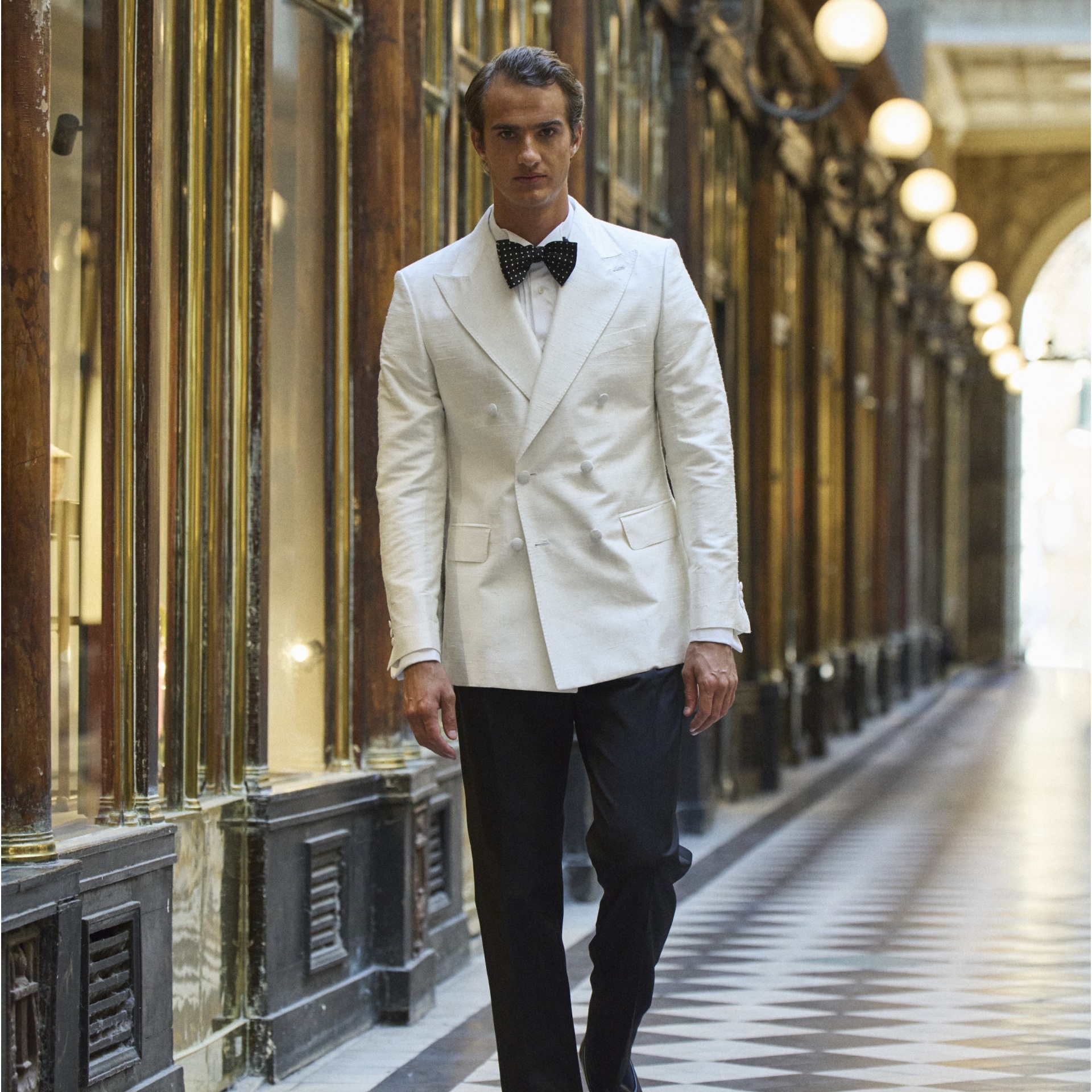 Veste de soirée ivoire shantung soie Holland & Sherry