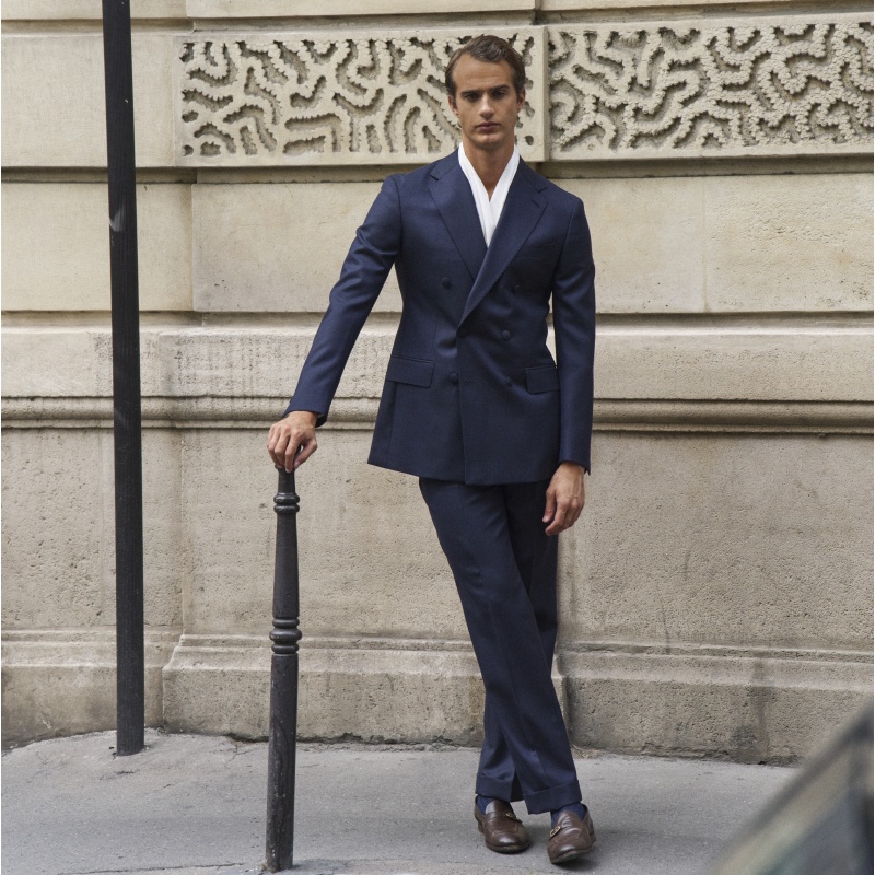 Costume croisé à cran ouvert en Super Gabardine Hardy Minnis.