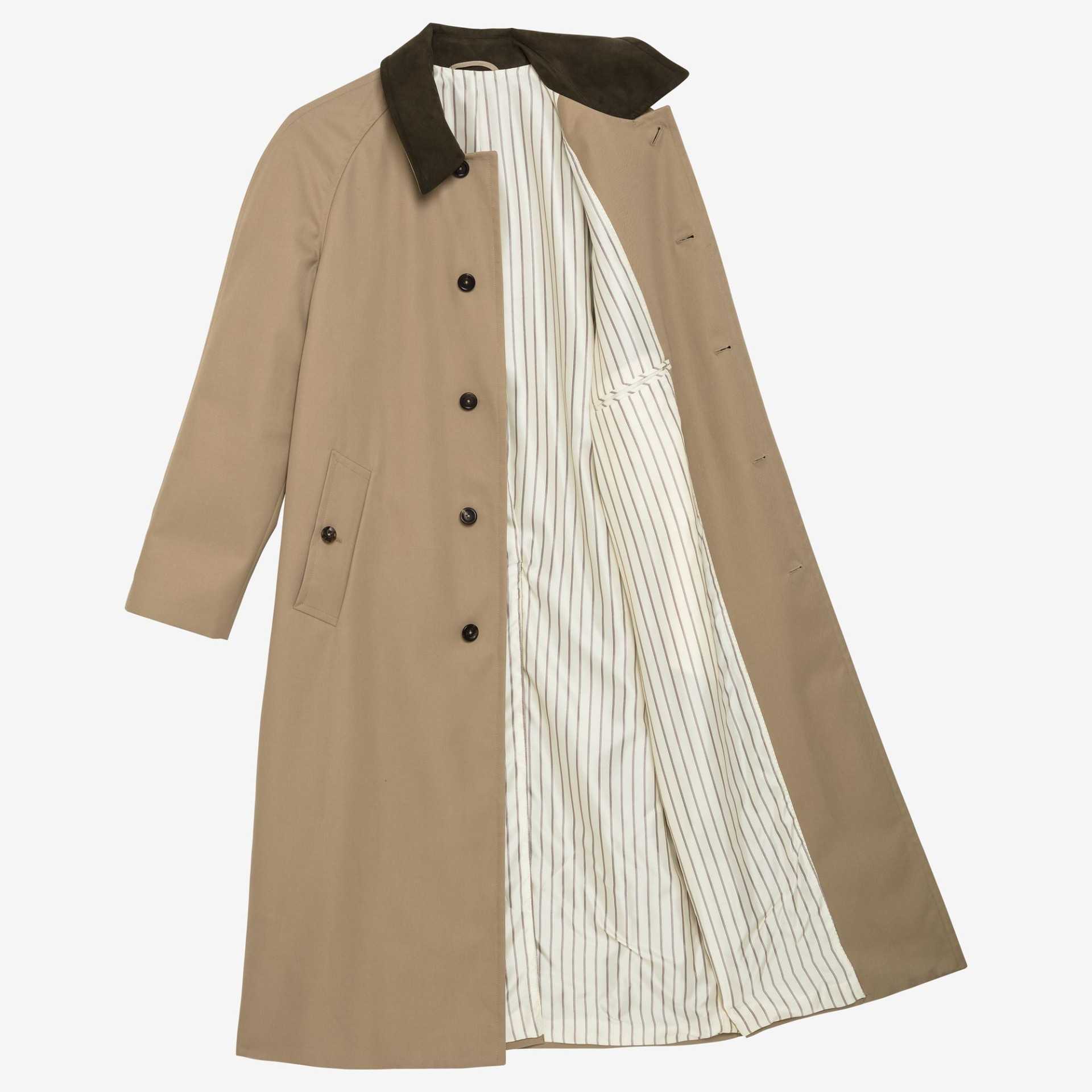 Imperméable gabardine beige manches raglan col contrasté