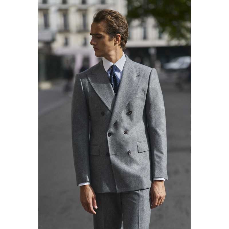 Costume en flanelle grise