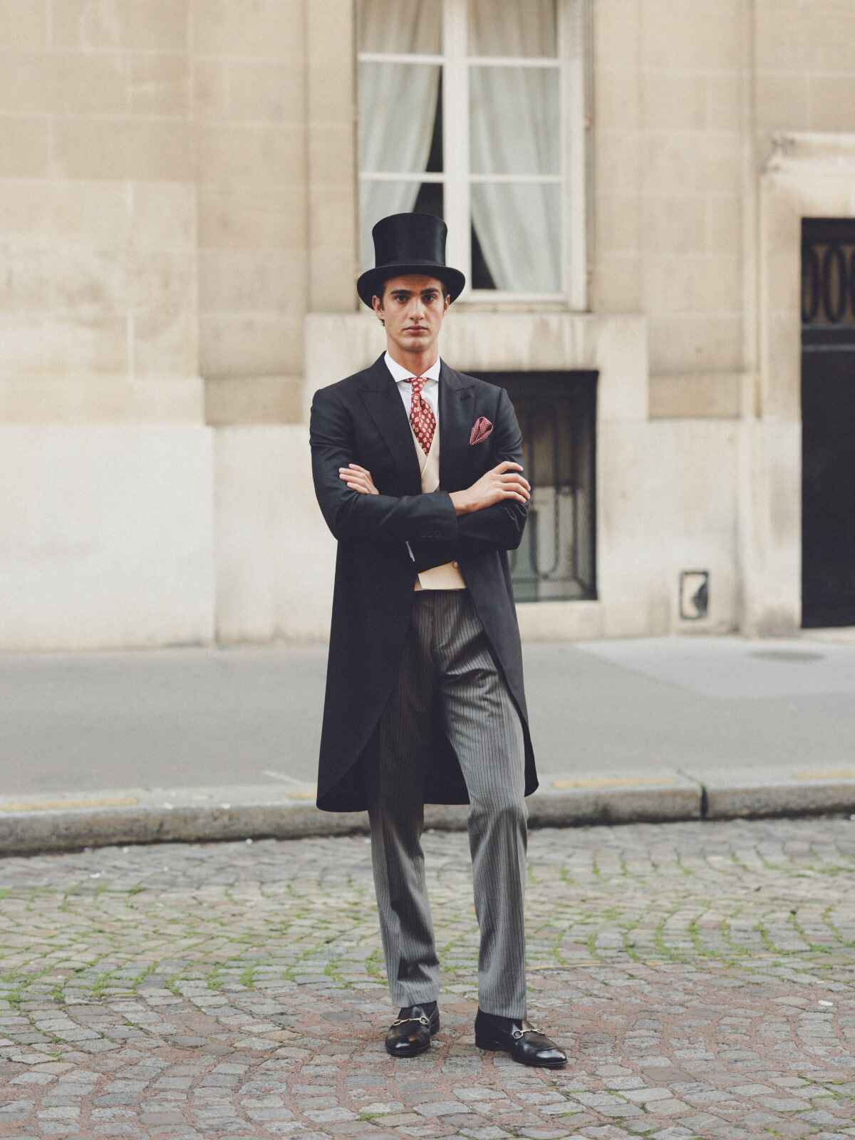 Costume de mariage classique